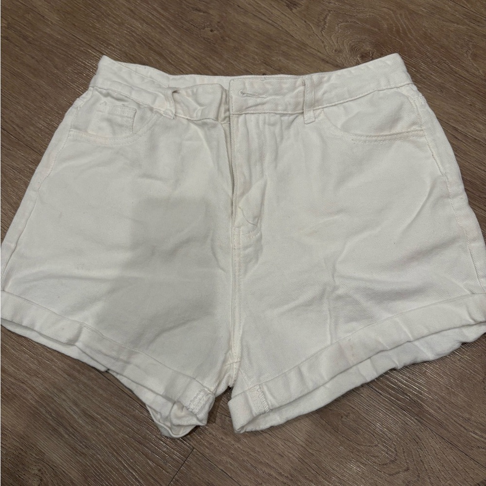 SHEIN Cream High-Waist Rolled-Hem Shorts
